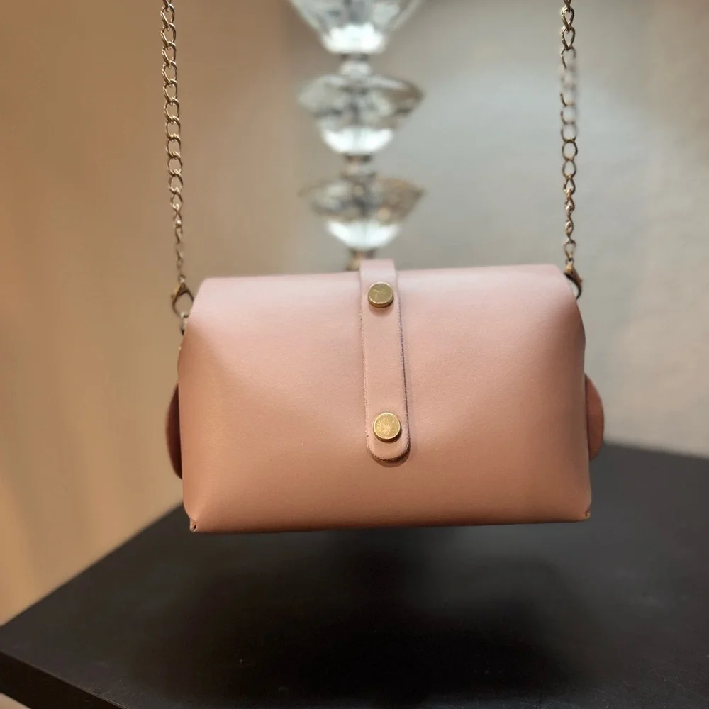 Faux Leather Chain Strap Bag - Picture 3 of 9